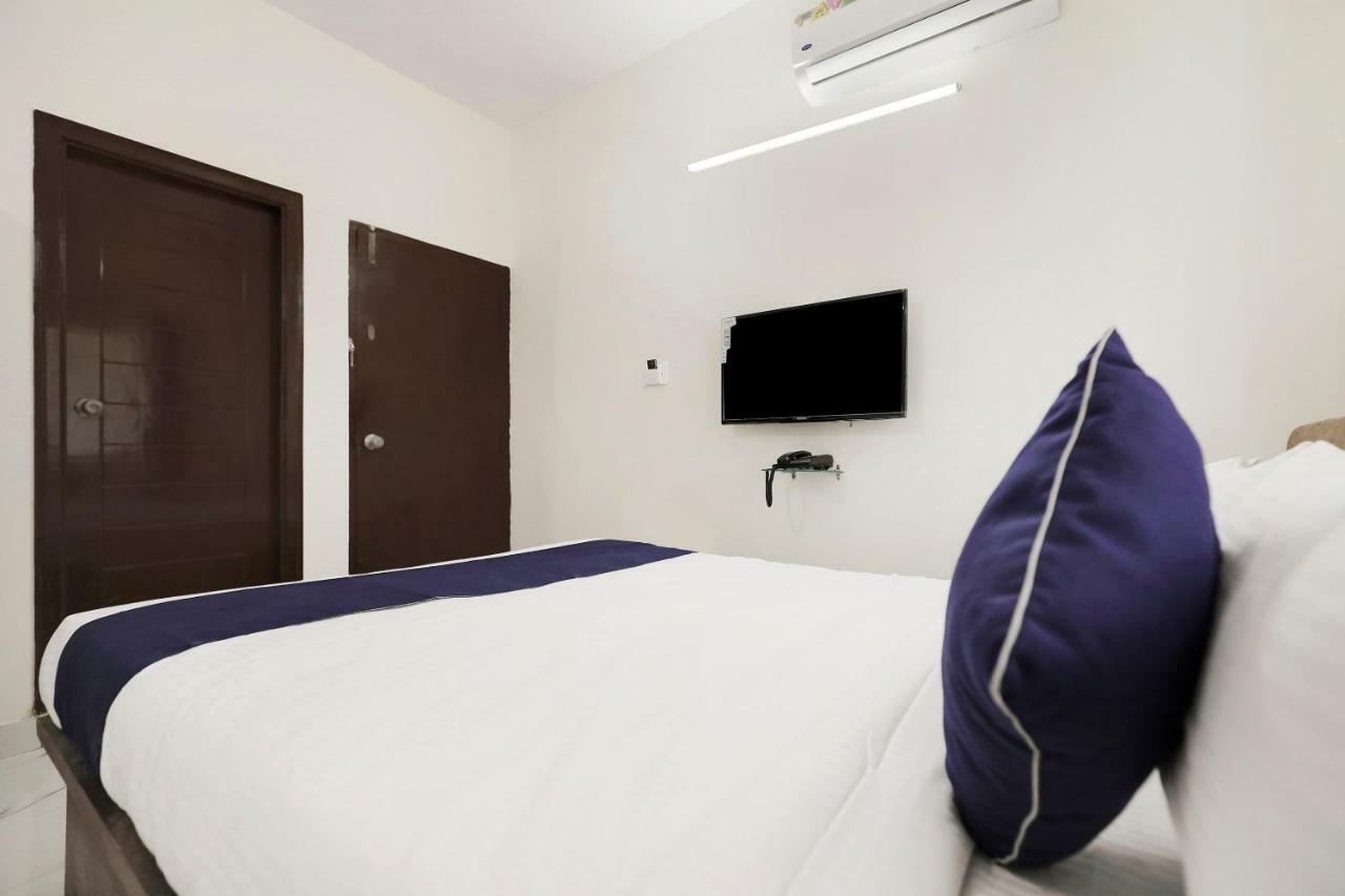 Silverkey Executive Stays 24644 Electronic City Phase- II バンガロール エクステリア 写真